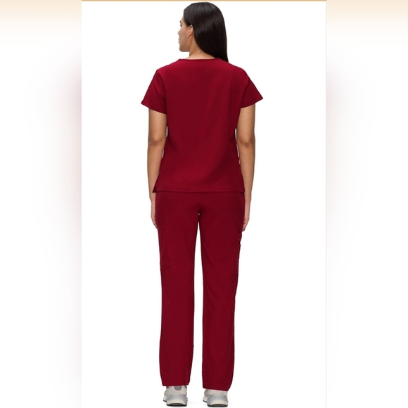 New with Tags Burgundy Women’s Scrub Set – Size XXL - Picture 2 of 6